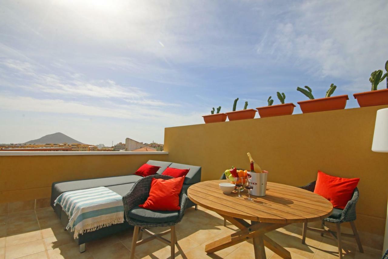 La Perla By Rentmedano Superb Luxury Duplex, Private Roof Terrace, Ocean View, Pool, Wifi And Parking Apartman El Médano Kültér fotó
