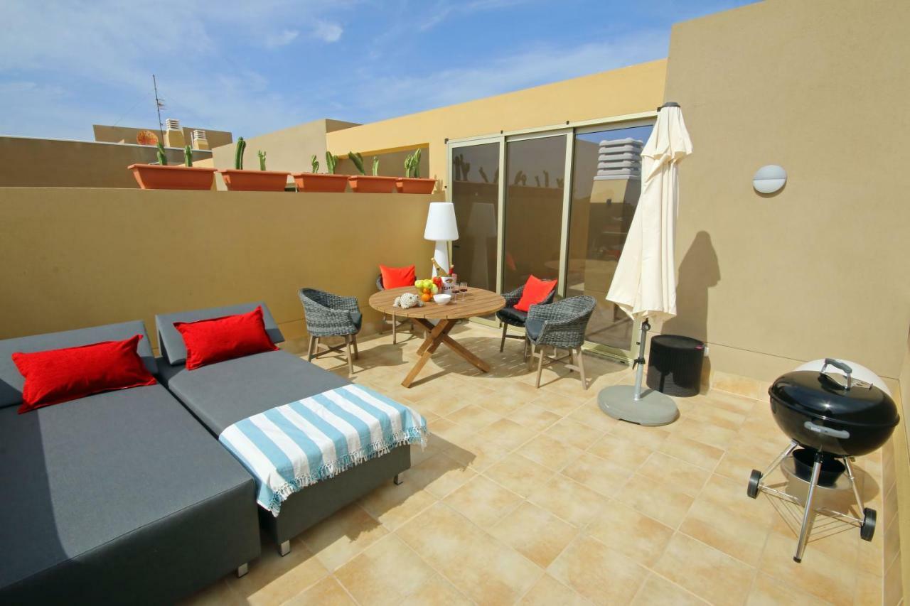 La Perla By Rentmedano Superb Luxury Duplex, Private Roof Terrace, Ocean View, Pool, Wifi And Parking Apartman El Médano Kültér fotó